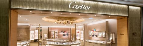 cartier heathrow opening times.